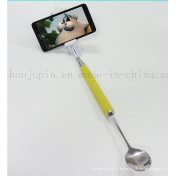 Logo OEM drôle Cool téléphone Bluetooth Selfie Stick avec cuillère